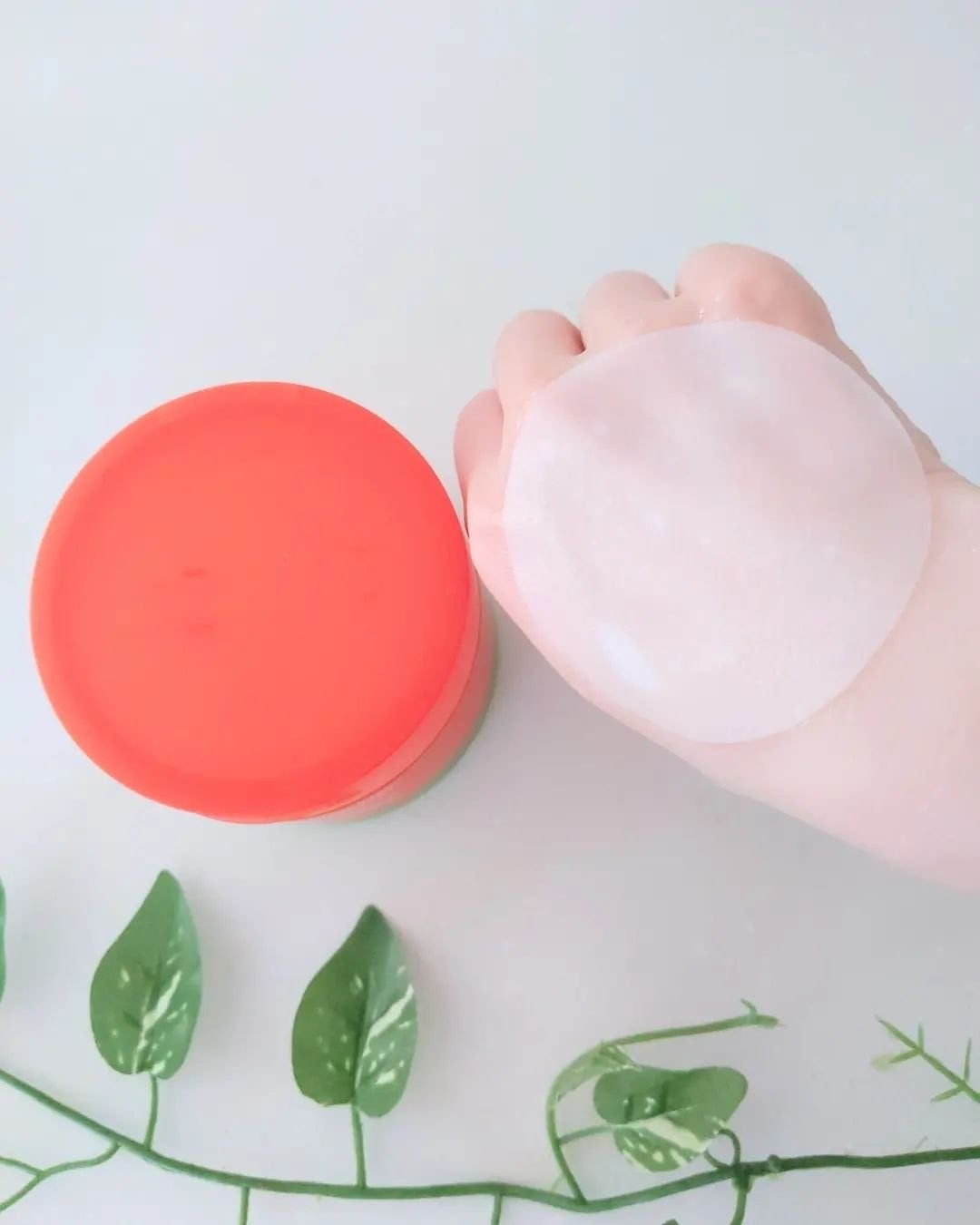 カロテンIPMP(TM) ブレミッシュカーミングセラムパッド/APRILSKIN/トナーパッドを使ったクチコミ(4枚目)