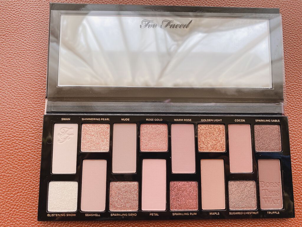 ボーン ディス ウェイ ザ ナチュラル ヌード アイシャドウ パレット/Too Faced/アイシャドウパレットを使ったクチコミ（2枚目）