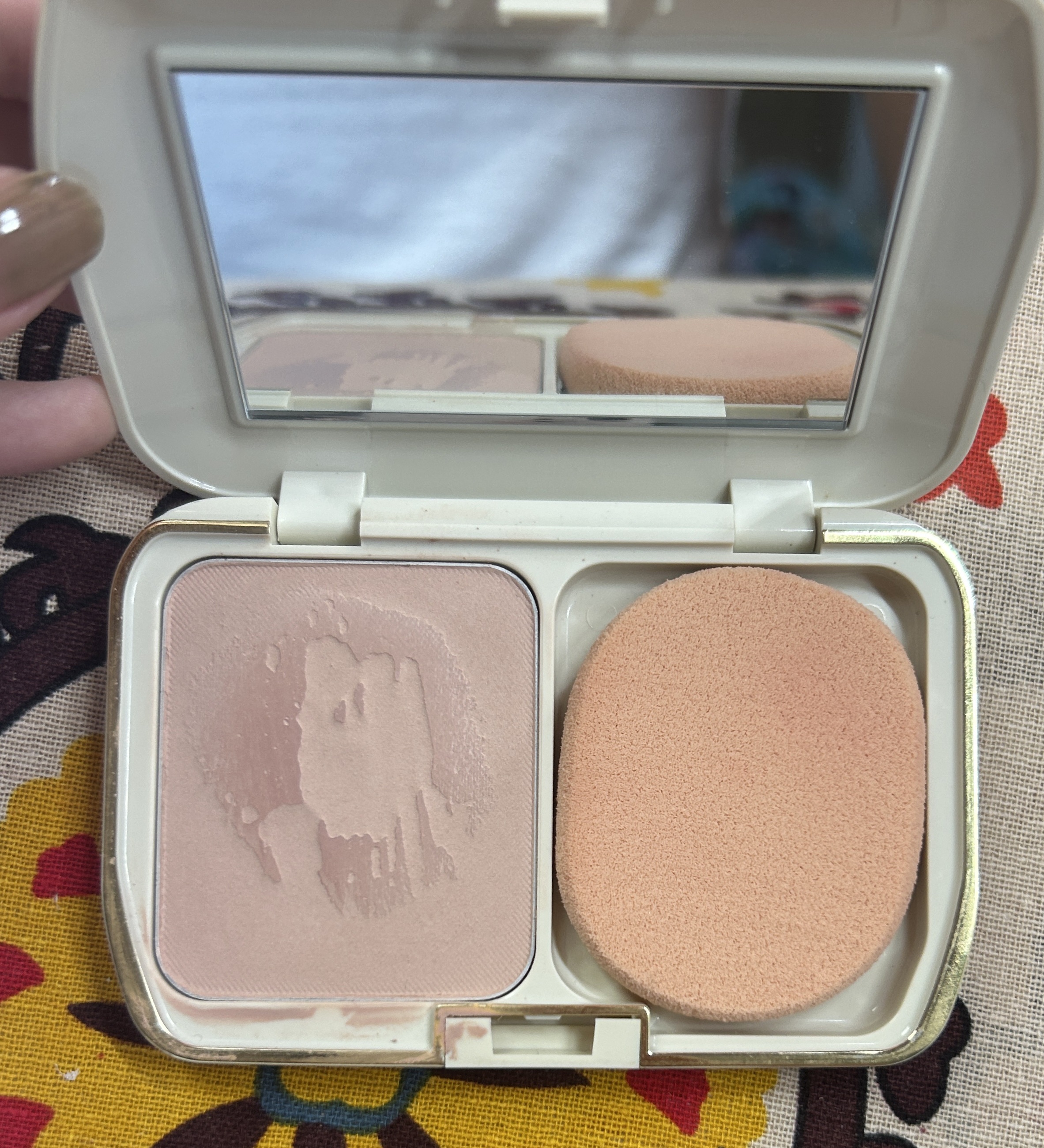 オクタード ソフト2ケーキ/メイコー化粧品/パウダーファンデーションを使ったクチコミ（2枚目）