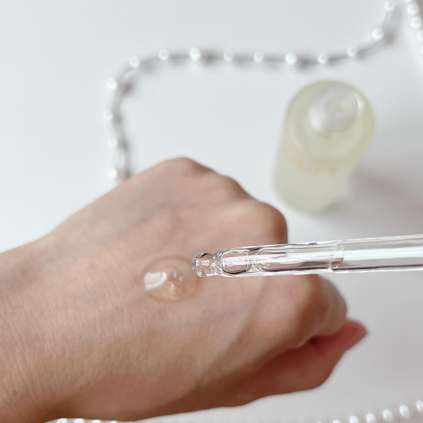 アリウル expert ナイアシンアミド20%アンプル/Ariul/美容液を使ったクチコミ(4枚目)