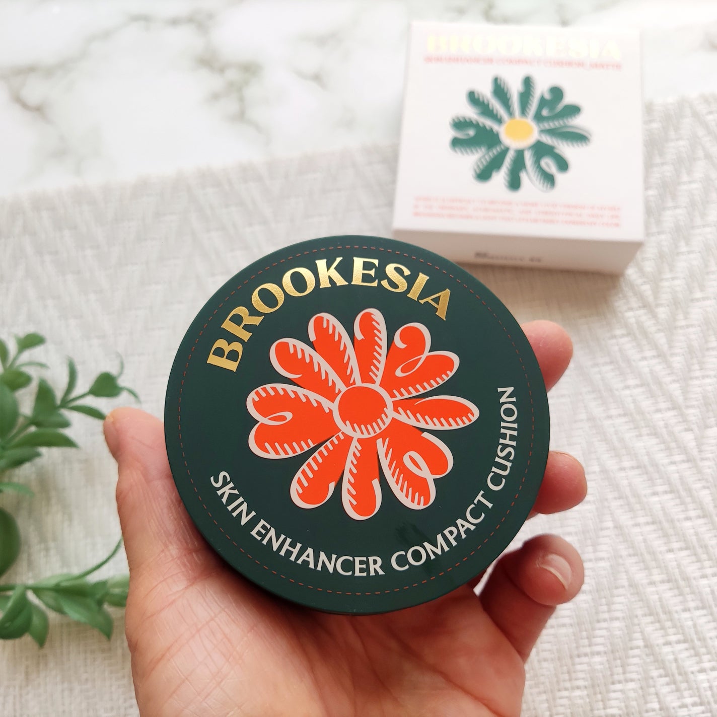 スキンエンハンサー コンパクトクッション(グロー)/BROOKESIA/クッションファンデーションを使ったクチコミ(4枚目)