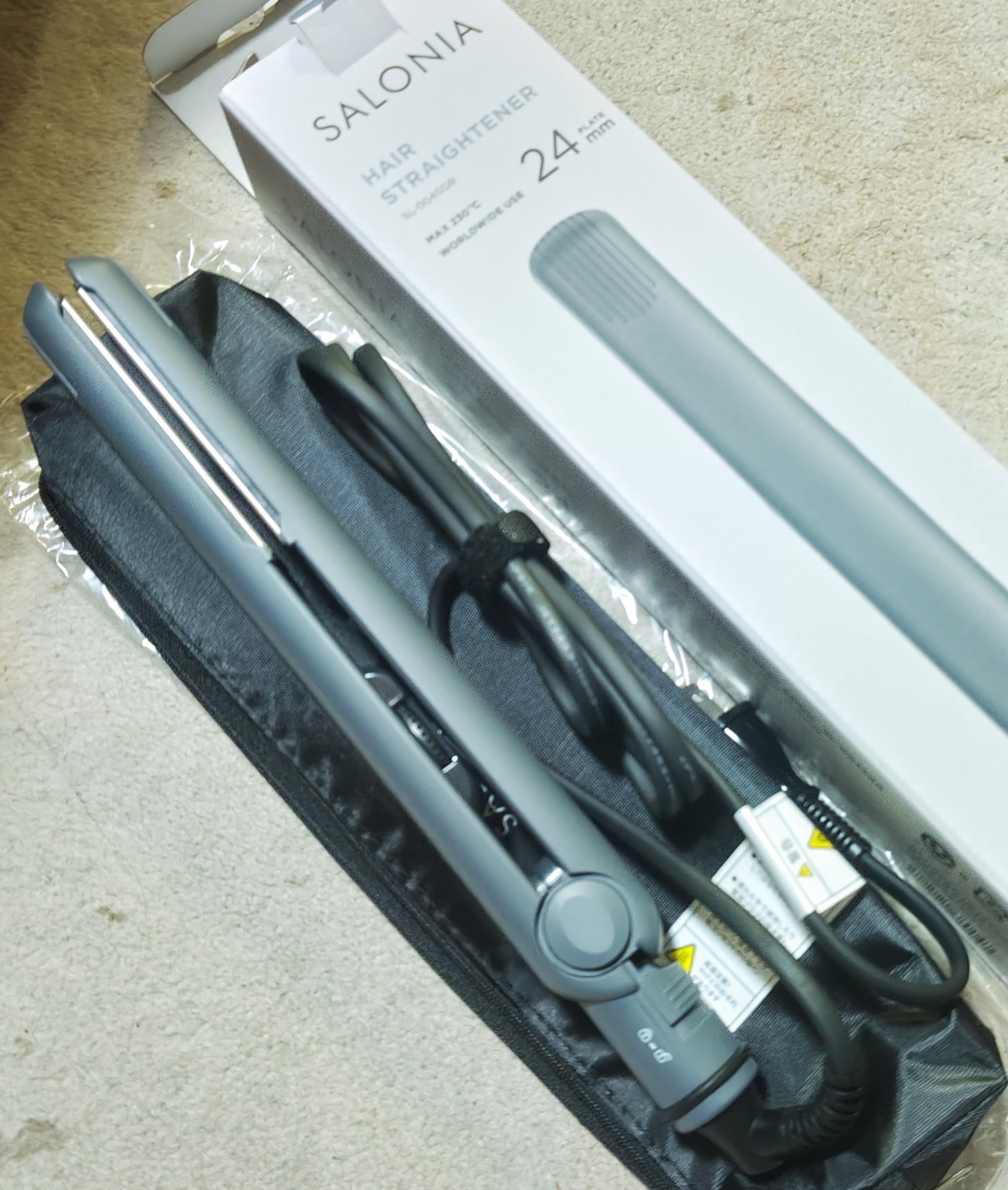 ストレートヘアアイロン グレー(WEB限定)/SALONIA/ストレートアイロンを使ったクチコミ（1枚目）