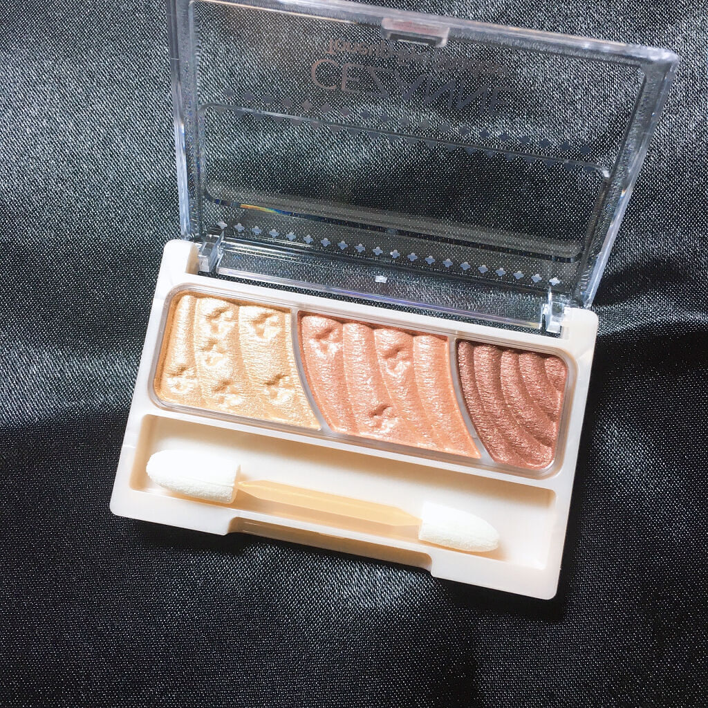 トーンアップアイシャドウ/CEZANNE/アイシャドウパレットを使ったクチコミ（3枚目）