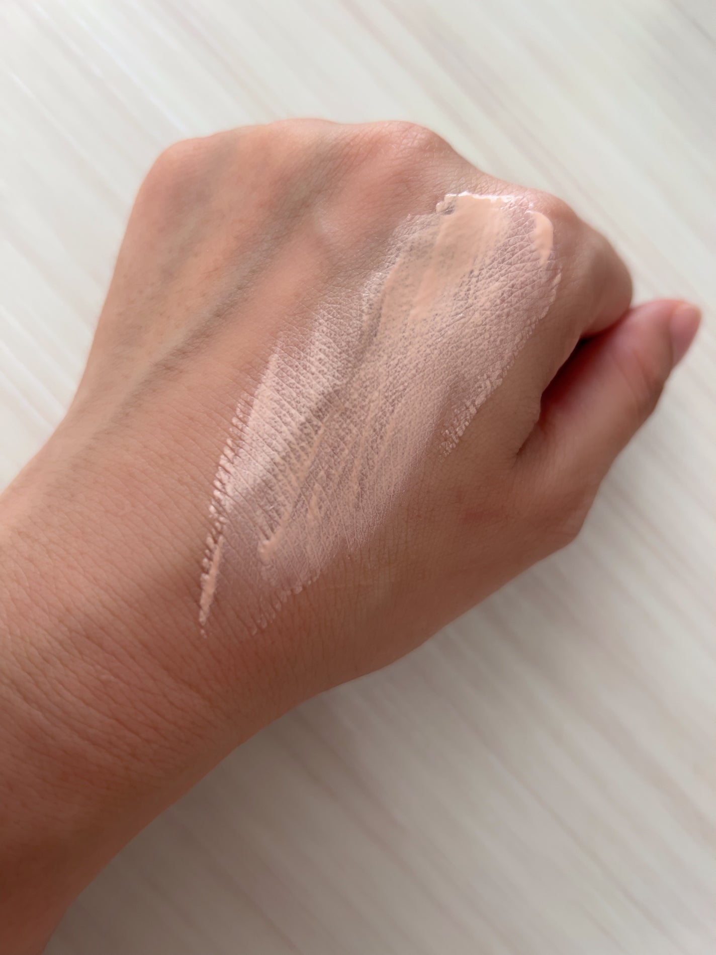 トーンアップ スキン デザイナー/Visée/化粧下地を使ったクチコミ(3枚目)