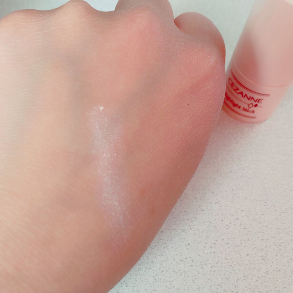 ハイライトスティック/CEZANNE/スティックハイライトを使ったクチコミ(4枚目)