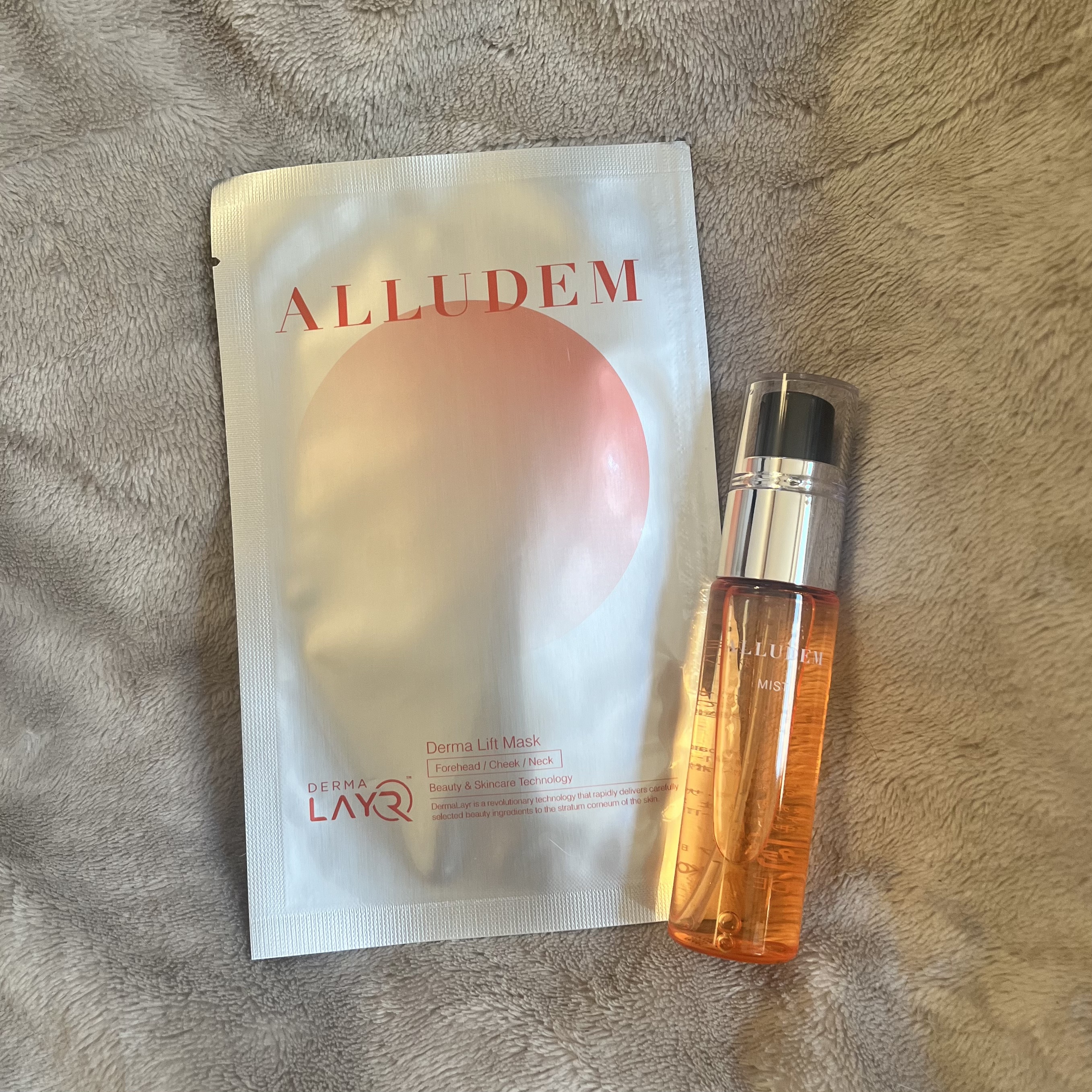 Derma Lift Mask/ALLUDEM/スキンケアキットを使ったクチコミ（2枚目）