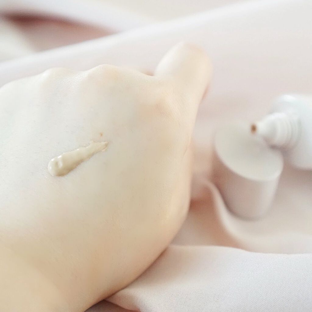 エアリーエッセンスBB/アテニア/化粧下地を使ったクチコミ(4枚目)