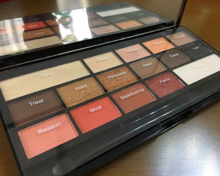 アイラブチョコレート/MAKEUP REVOLUTION/アイシャドウパレットを使ったクチコミ(2枚目)