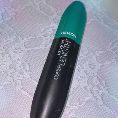 REVLON カラーステイ ルックス ブック パレットのクチコミ「REVLONのスーパー レングス - ウォータープルーフ

＃001のブラッケスト ブラックを.....」（1枚目）