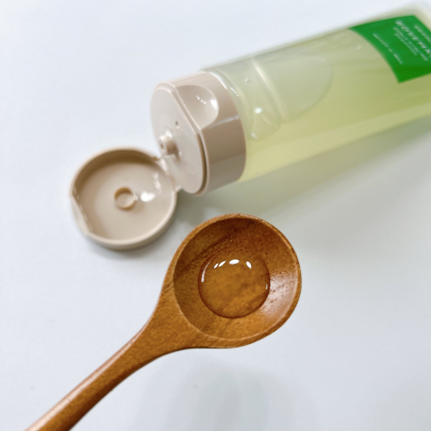 ローズマリー スカルプ スクラブ/AROMATICA/ヘッドスクラブを使ったクチコミ(2枚目)