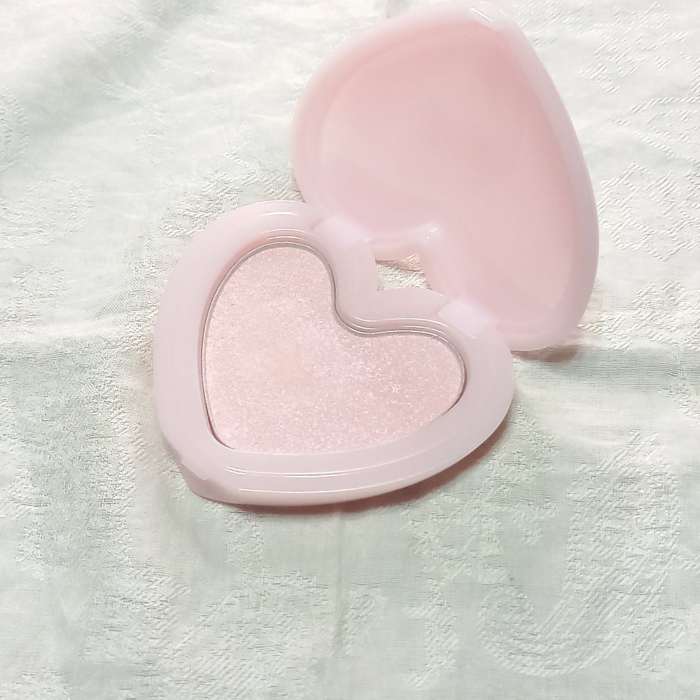 ラヴビーム グロウヴェール/lilybyred/パウダーハイライトを使ったクチコミ(3枚目)