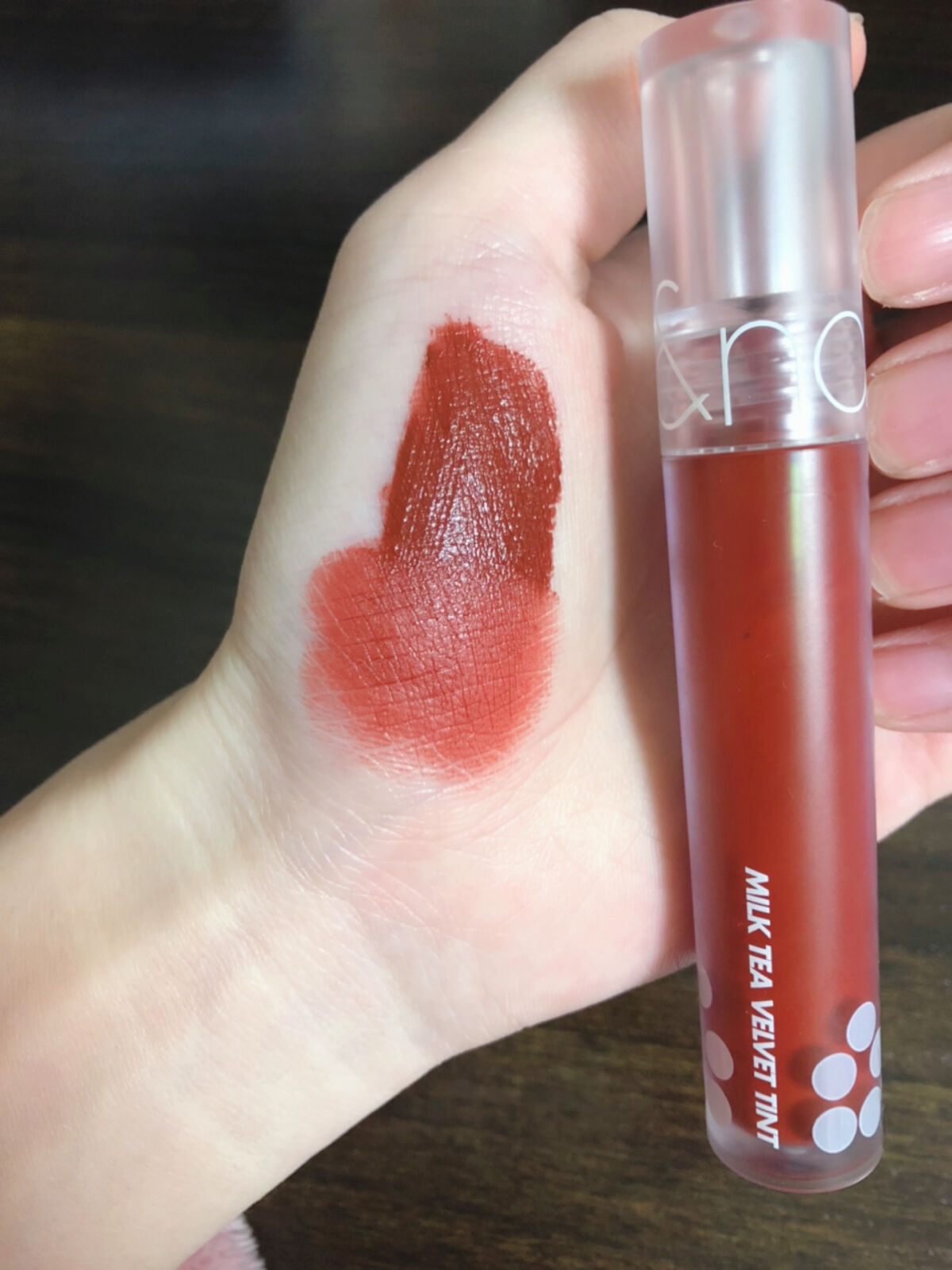 ミルクティーベルベットティント/rom&nd/リップティントを使ったクチコミ（2枚目）