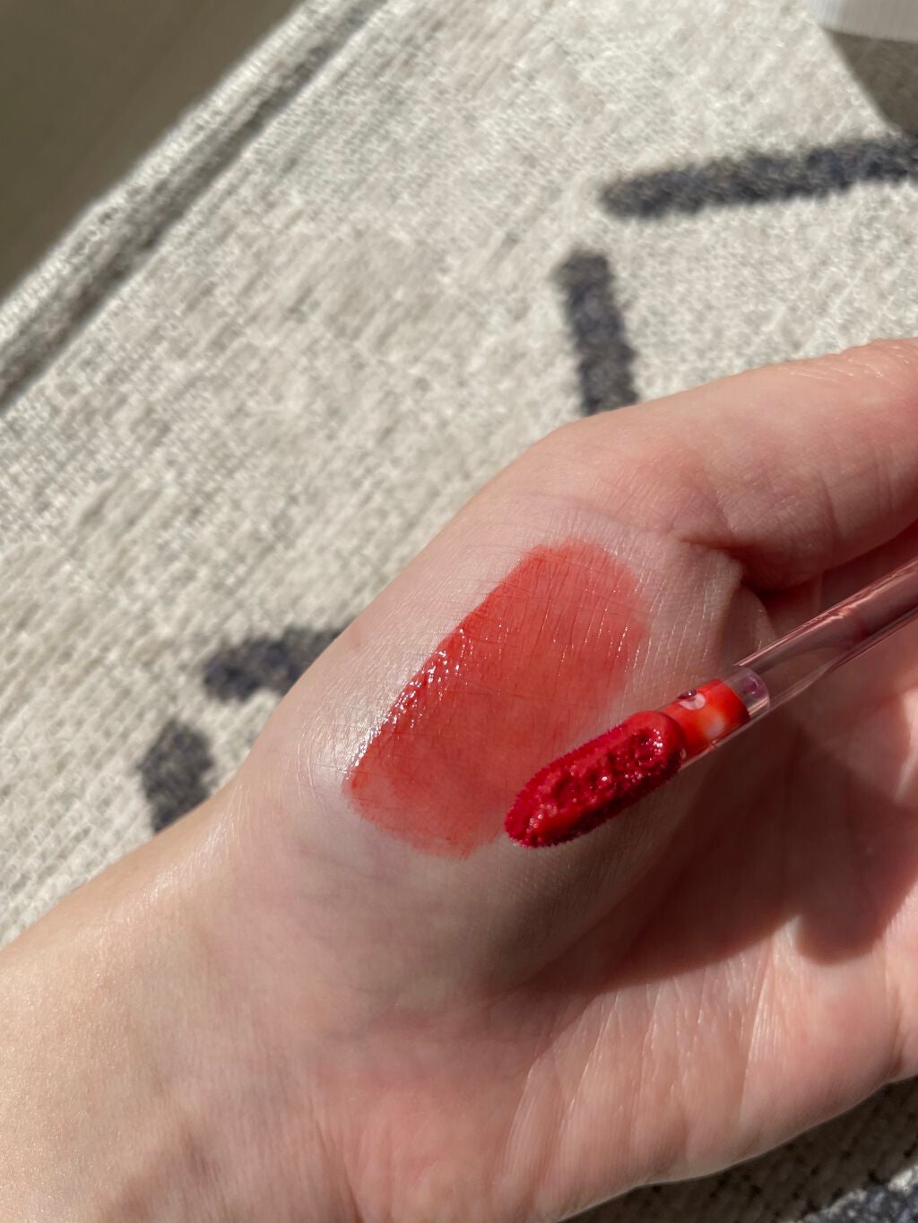 グラスティングウォーターティント/rom&nd/リップティントを使ったクチコミ(2枚目)