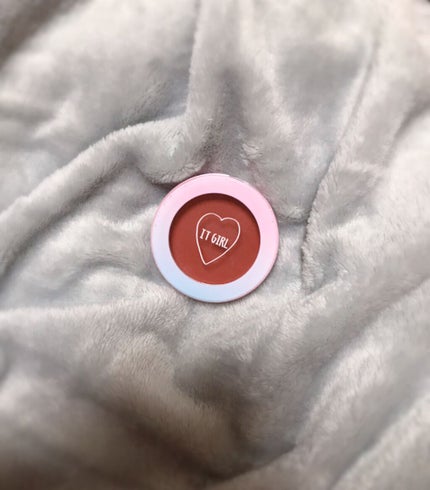 ダイソー×IT GIRL アイシャドウ/DAISO/単色アイシャドウを使ったクチコミ(3枚目)