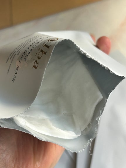 ホワイトトリュフナリシングトリートメントマスク/ダルバ/シートマスク・パックを使ったクチコミ(2枚目)