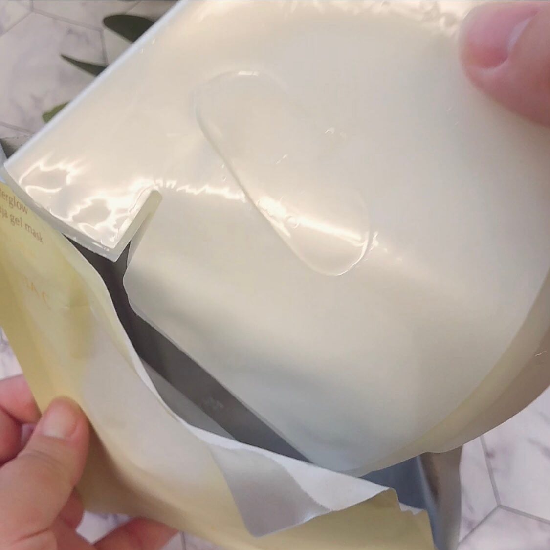 ラビューム アフターグロウ ゆずゲルマスク/Luvum/シートマスク・パックを使ったクチコミ（2枚目）