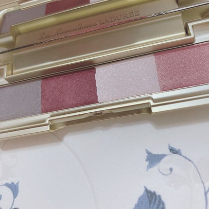 アイカラー コレクション/レ・メルヴェイユーズ ラデュレ/アイシャドウパレットを使ったクチコミ(5枚目)