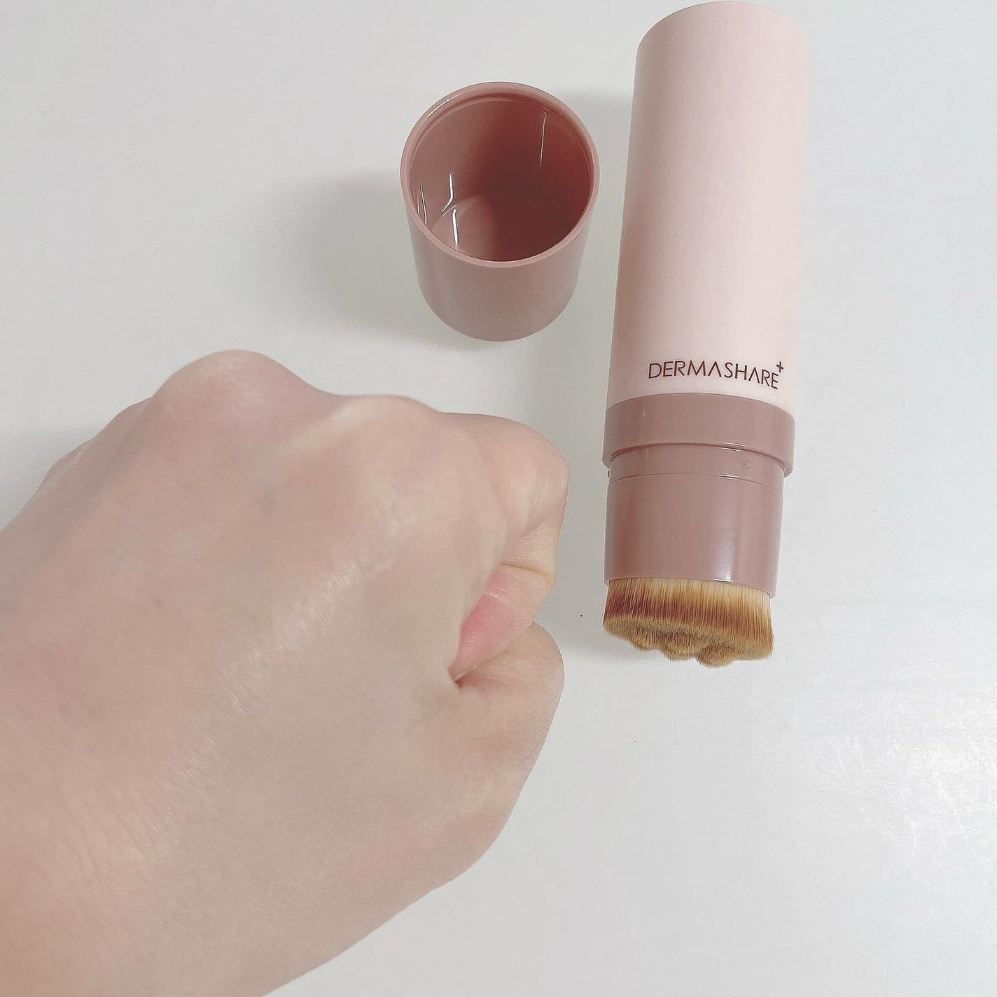 ヴィーガンナチュラルカバースティックファンデーション/DERMASHARE/その他ファンデーションを使ったクチコミ(3枚目)