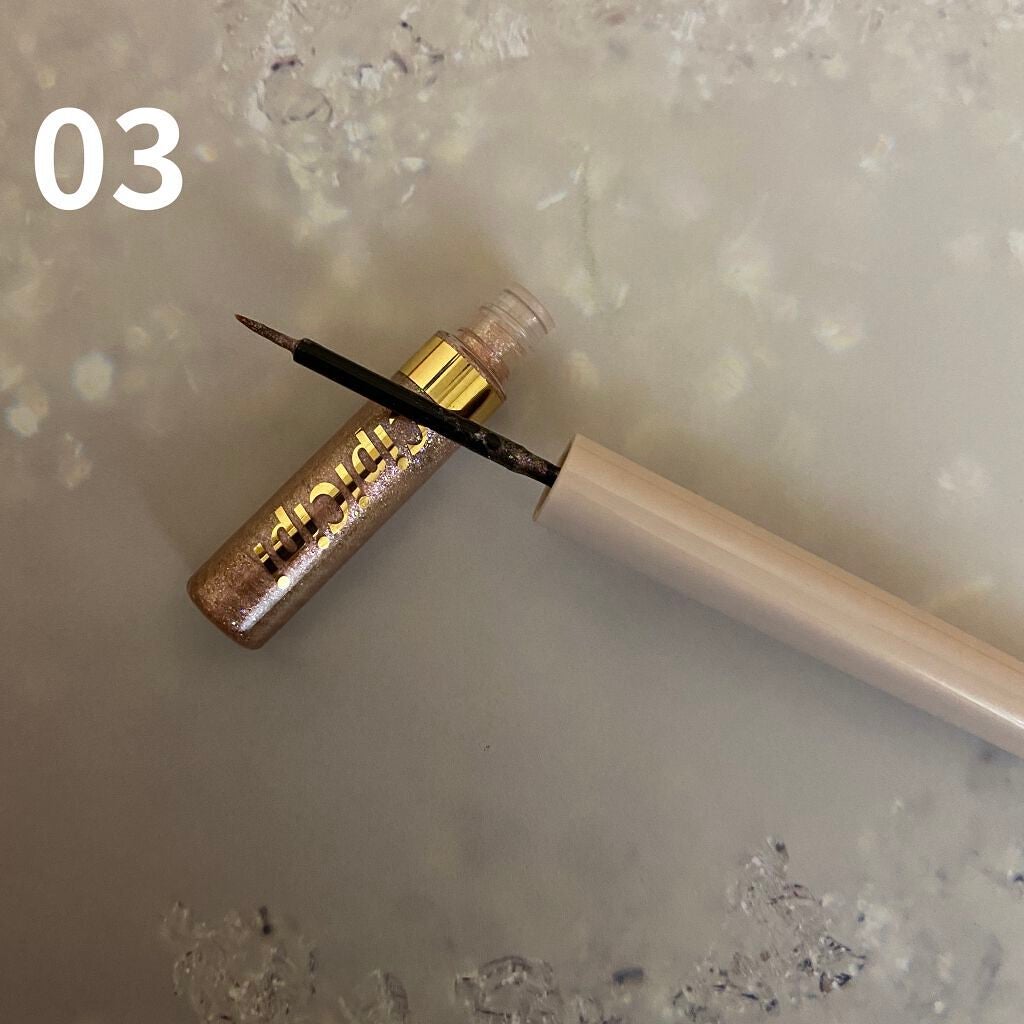 グリッターイルミネーションライナー/CipiCipi/リキッドアイライナーを使ったクチコミ(4枚目)