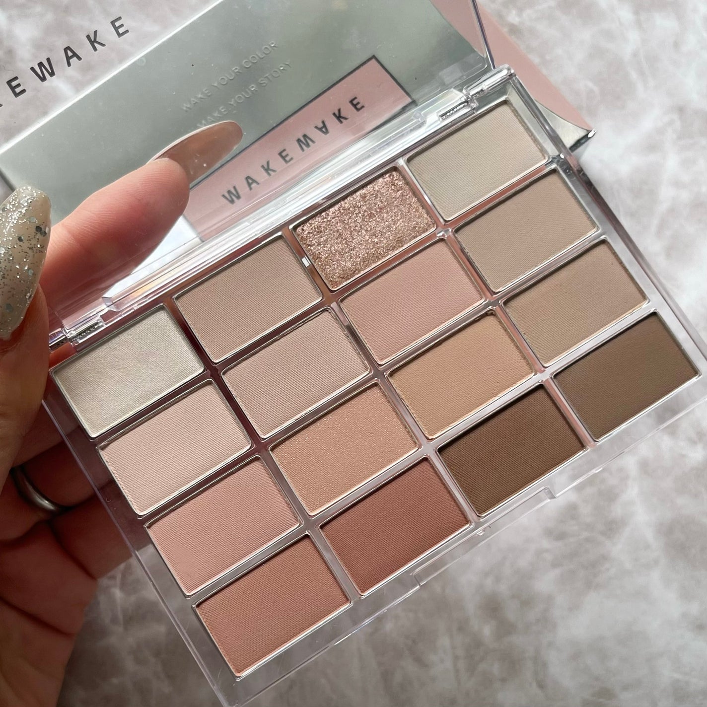 ソフトブラーリングアイパレット/wakemake/アイシャドウパレットを使ったクチコミ(7枚目)