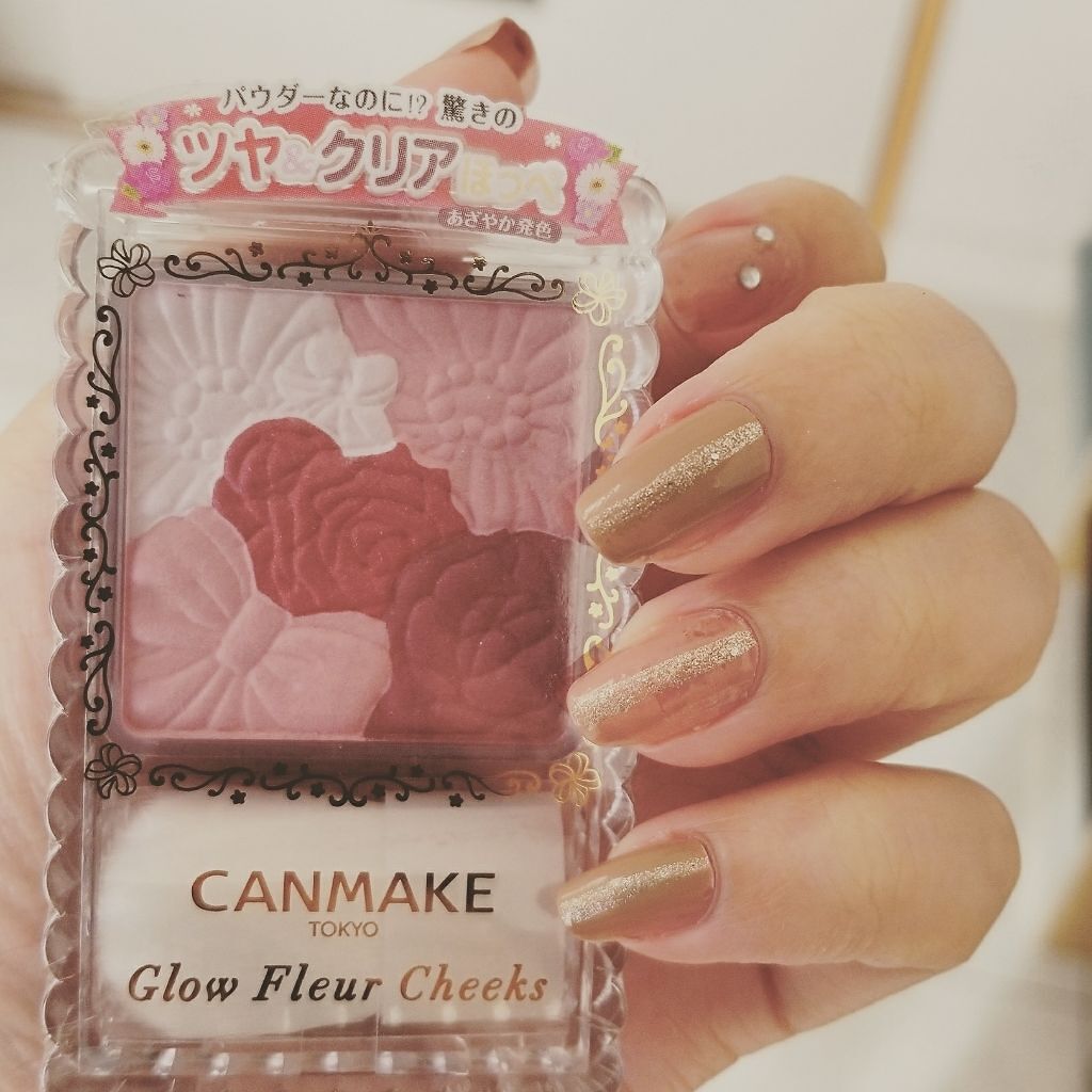 グロウフルールチークス/キャンメイク/パウダーチークを使ったクチコミ(1枚目)