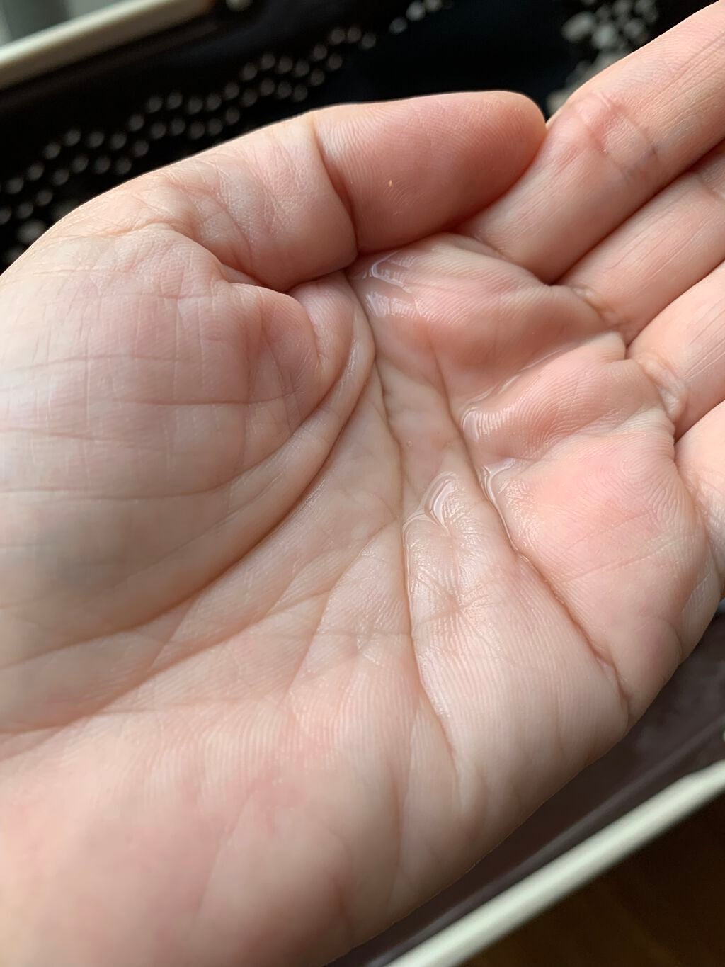 misa on LIPS 「早速の使い心地アップですしっとり、手に吸い付くように潤い!!!..」(2枚目)