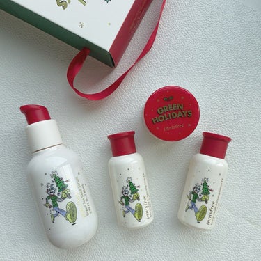 イニスフリー恒例のホリデーコレクション①
▷▶︎▷
innisfree ♥ Green Holidays

少しずつ寒くなってホリデー商品が気になる季節になりましたね
今回はNOINさんよりイニスフリー