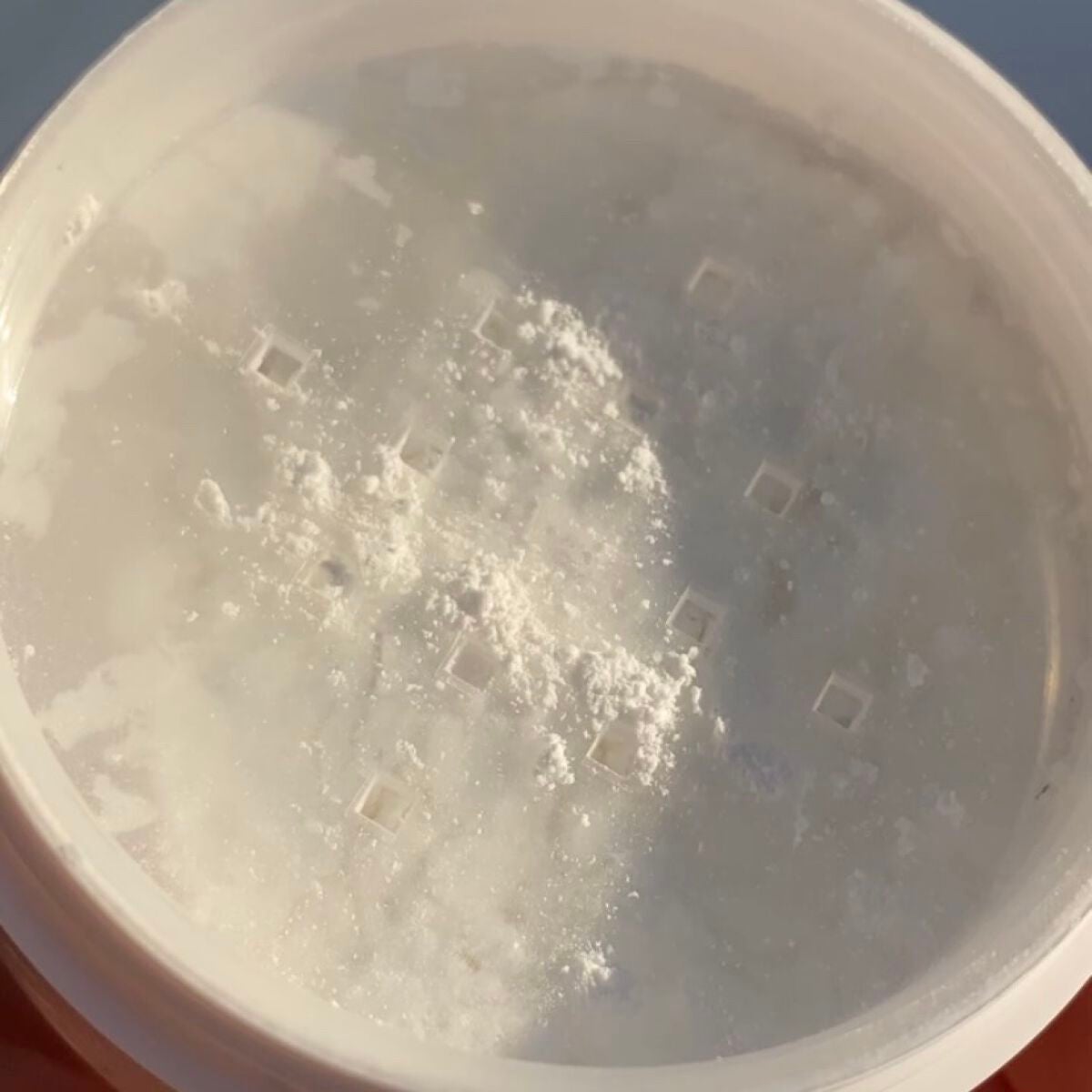 バックミーノーセバムパウダー/rom&nd/ルースパウダーを使ったクチコミ(2枚目)