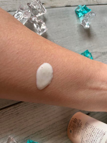 ベネフィーク クリア UV エッセンス(UV&IR)/BENEFIQUE/日焼け止めローションを使ったクチコミ(2枚目)