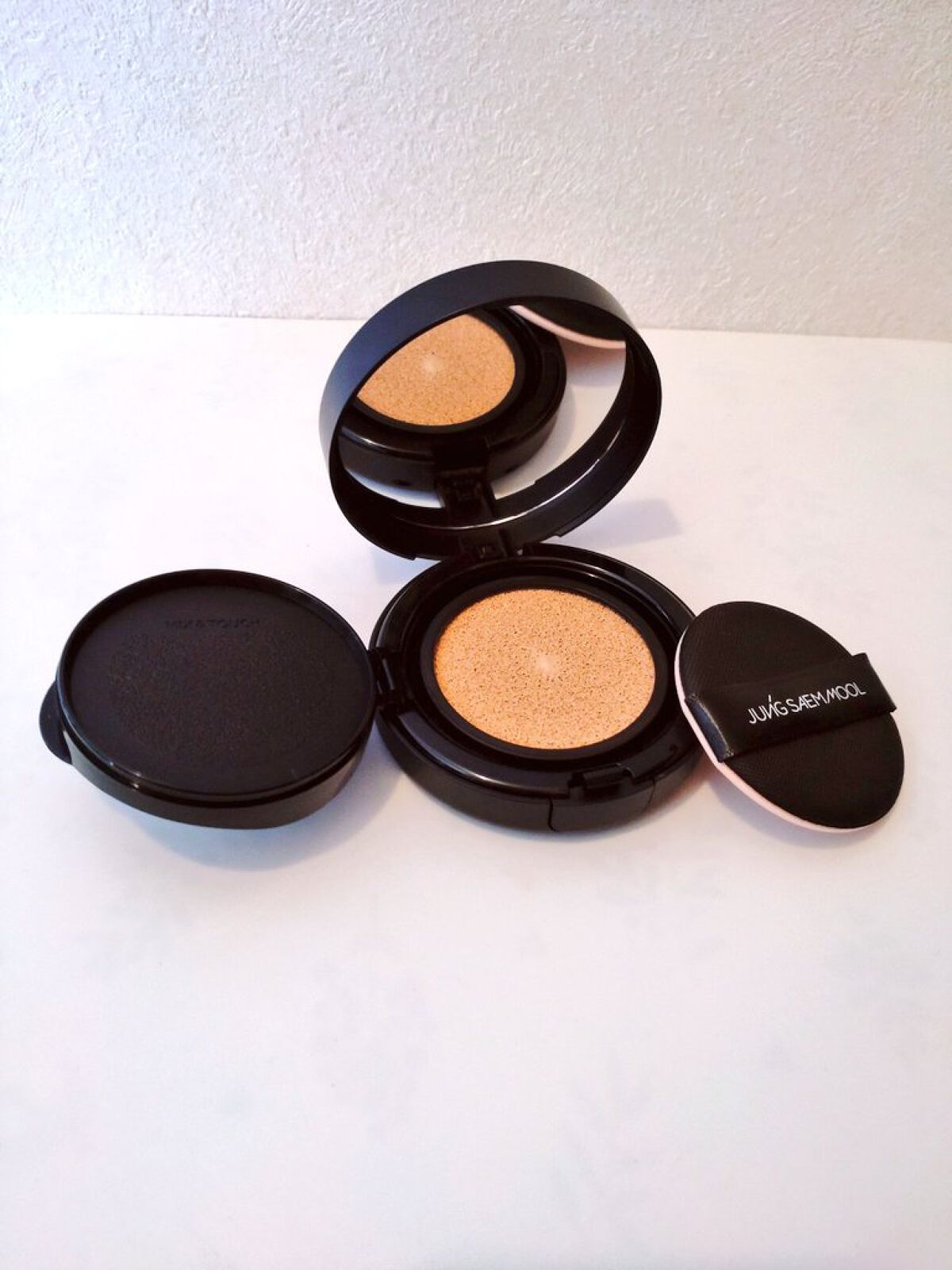 エッセンシャル スキン ヌーダー クッション/JUNG SAEM MOOL/クッションファンデーションを使ったクチコミ（2枚目）