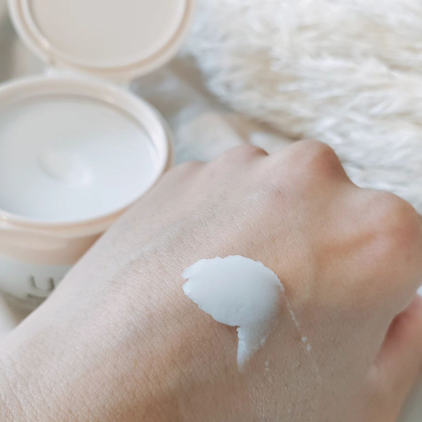 バイオームバリアコラーゲンファーミングクレンジングバーム/UIQ/クレンジングバームを使ったクチコミ(3枚目)