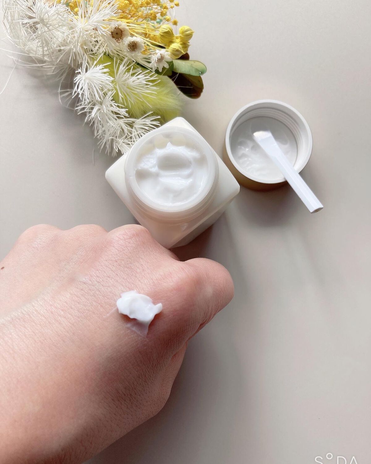 モイスト クリーム/イオナ エフ/フェイスクリームを使ったクチコミ(3枚目)