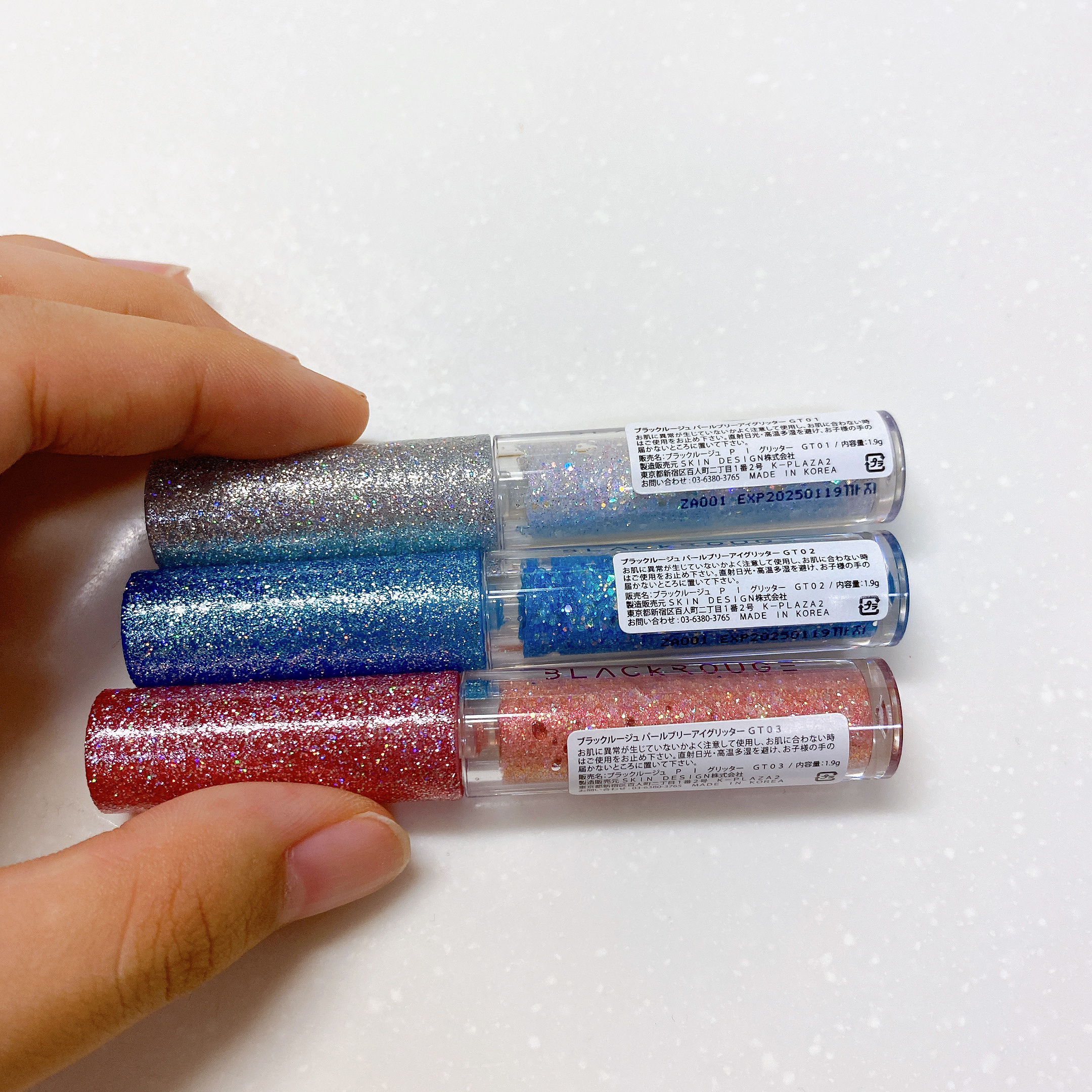 パールブリー アイグリッター  トライアングル/BLACK ROUGE/グリッターを使ったクチコミ（2枚目）