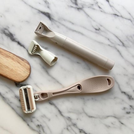 Miwa Kamise on LIPS 「/脱‼︎毛の季節到来\あのKAIから“miness”パーツ別カ..」(2枚目)