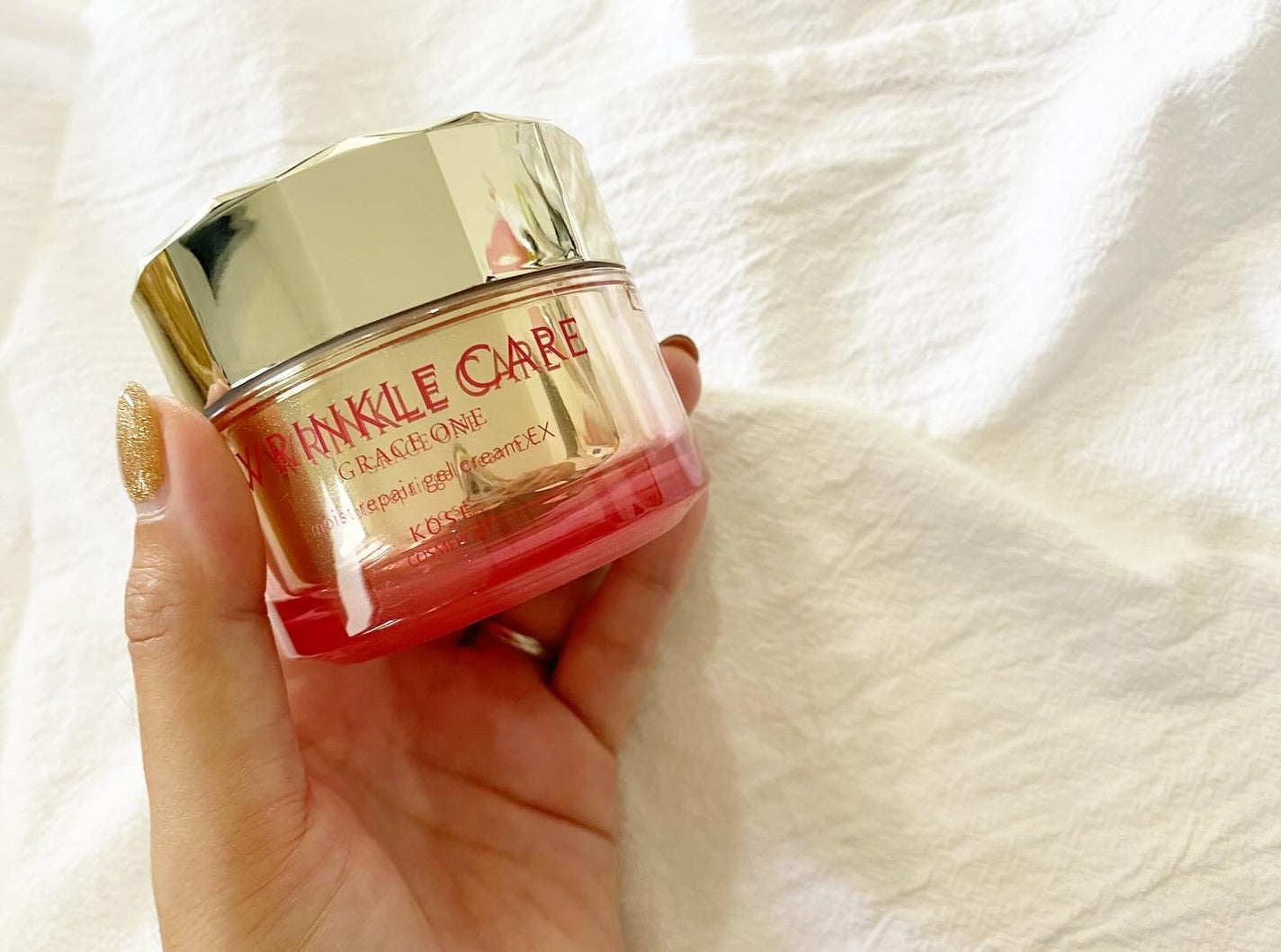 sarichan1219 on LIPS 「1つで7役✨化粧水、シワ改善美容液、乳液、クリーム、マッサージ..」(6枚目)