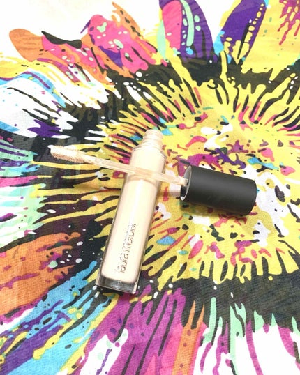 フローレス フュージョン ウルトラ ロングウェア コンシーラー/ローラ メルシエ/リキッドコンシーラーを使ったクチコミ(2枚目)