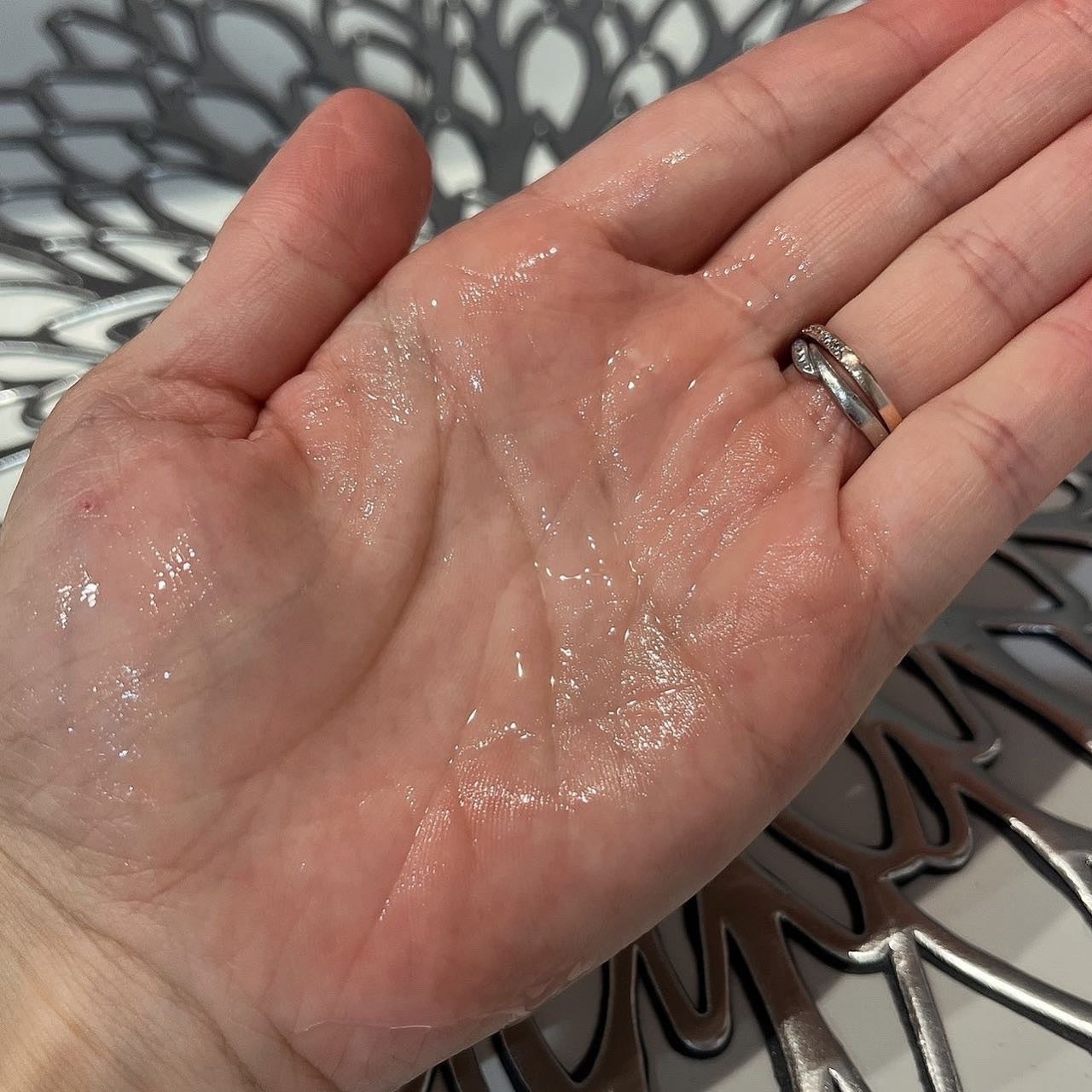 y.csm.s on LIPS 「、Anua♡桃77%ナイアシンエッセンストナー栄養たっぷりの発..」(4枚目)