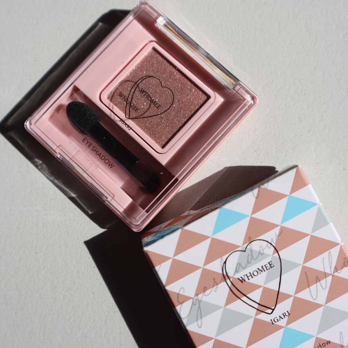 フーミー シングルラメシャドウ/WHOMEE/単色アイシャドウを使ったクチコミ（1枚目）