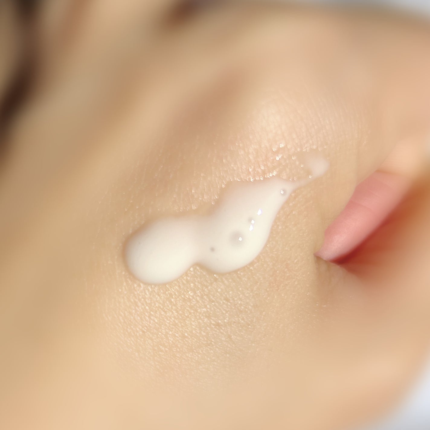 SOOTHING REPAIR TONING SERUM R4/ダーマファーム/美容液を使ったクチコミ(3枚目)