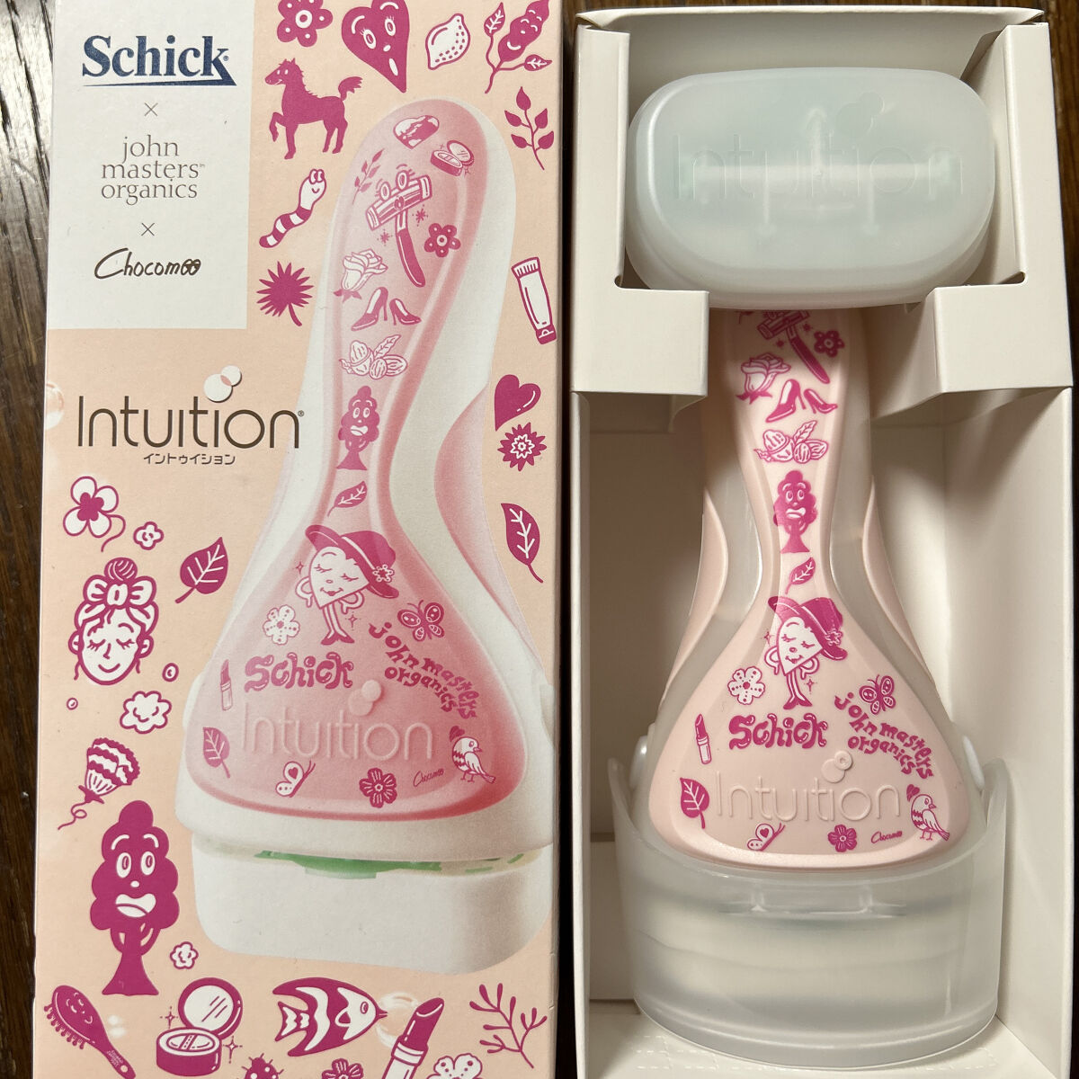 イントゥイション しっとり肌 ホルダー (刃付き+替刃1コ)/イントゥイション/シェーバーを使ったクチコミ（1枚目）