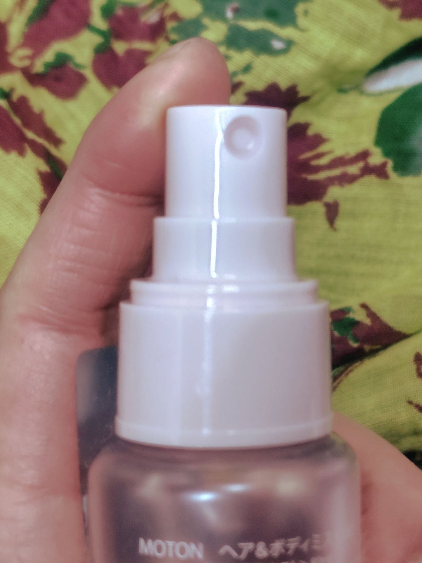 MOTON トリートメントミストセラム フラワーガーデン/MOTON/ヘアミストを使ったクチコミ(2枚目)