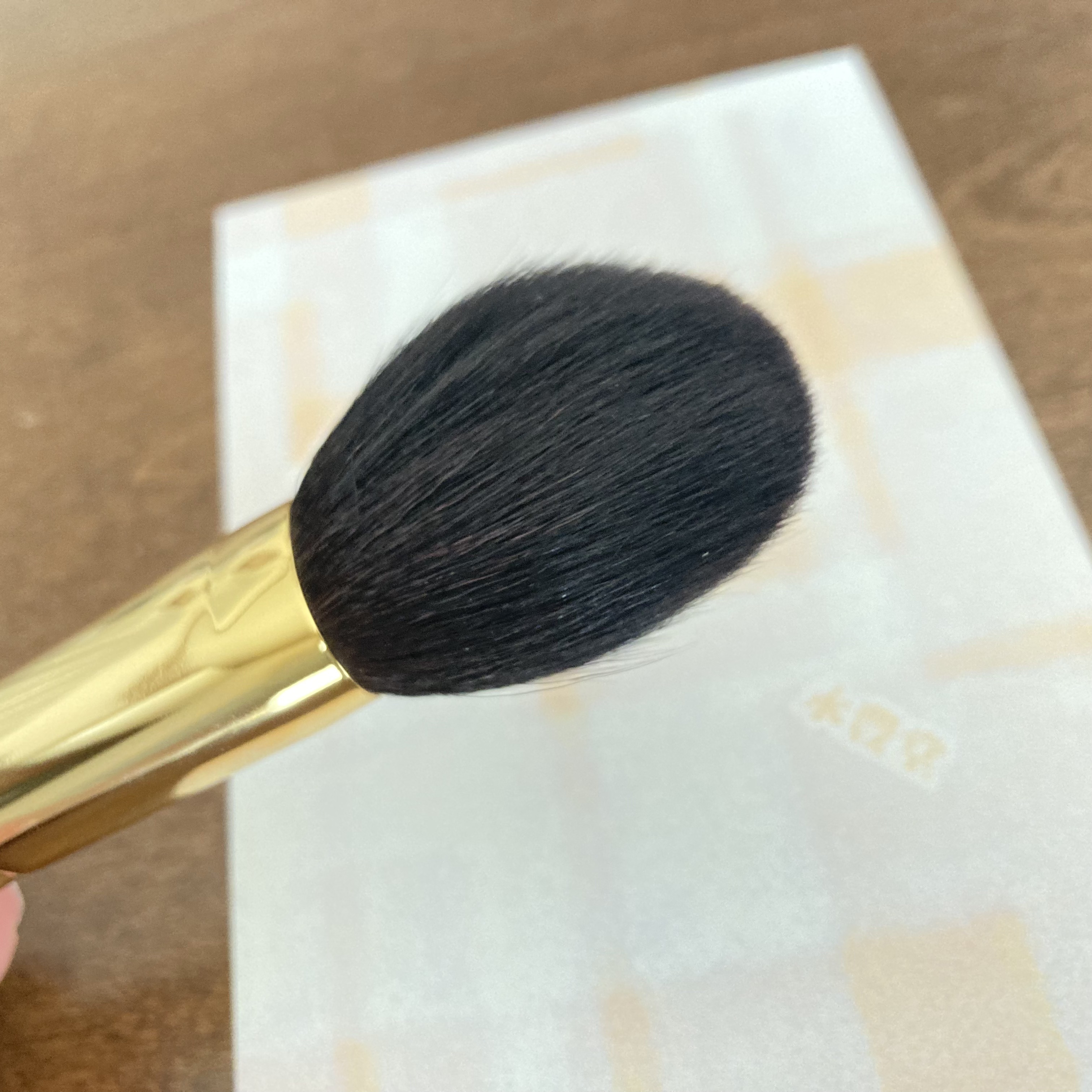 パウダーorチークブラシ 粗光峰（ヤギ） PC-2/永豊堂/メイクブラシを使ったクチコミ（2枚目）