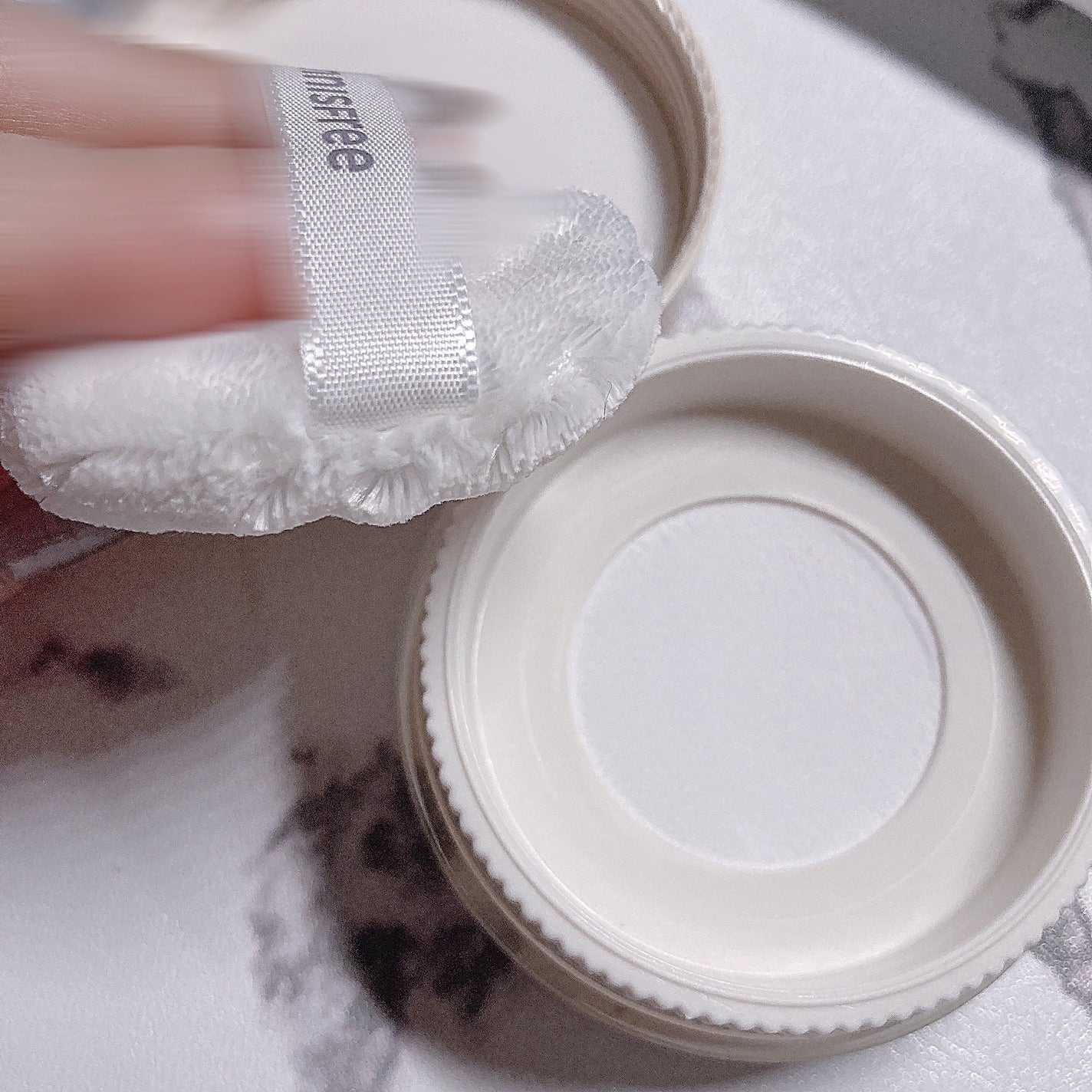 ポアブラー パウダー/innisfree/ルースパウダーを使ったクチコミ(2枚目)