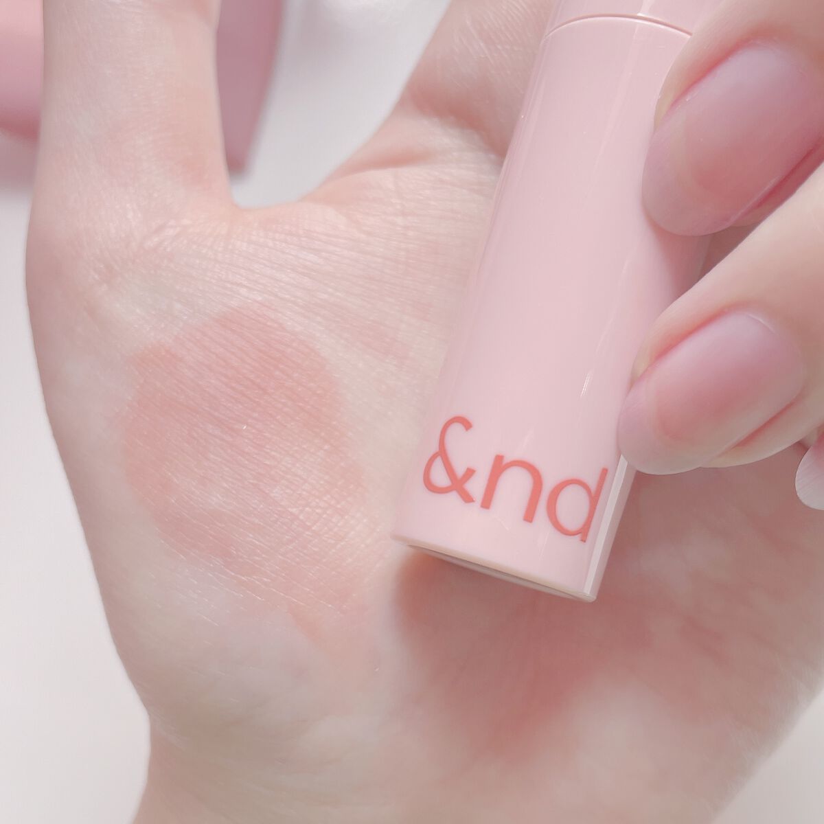 アンドバイロムアンド　グラッシーボムティント/&nd by rom&nd/リップティントを使ったクチコミ（3枚目）