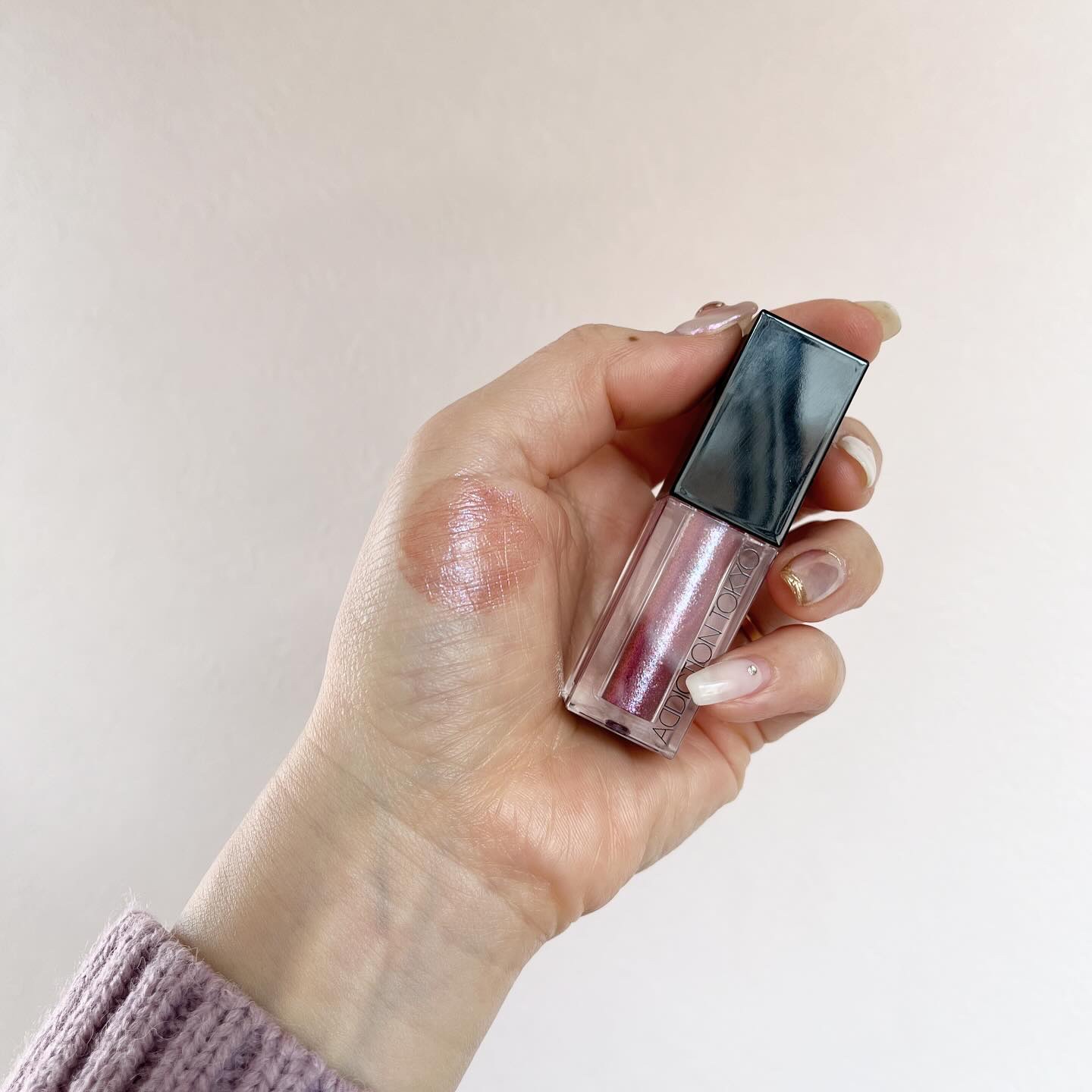 ザ リキッド アイシャドウ　ウルトラスパークル 007 Nurturing Love/ADDICTION/リキッドアイシャドウを使ったクチコミ（3枚目）