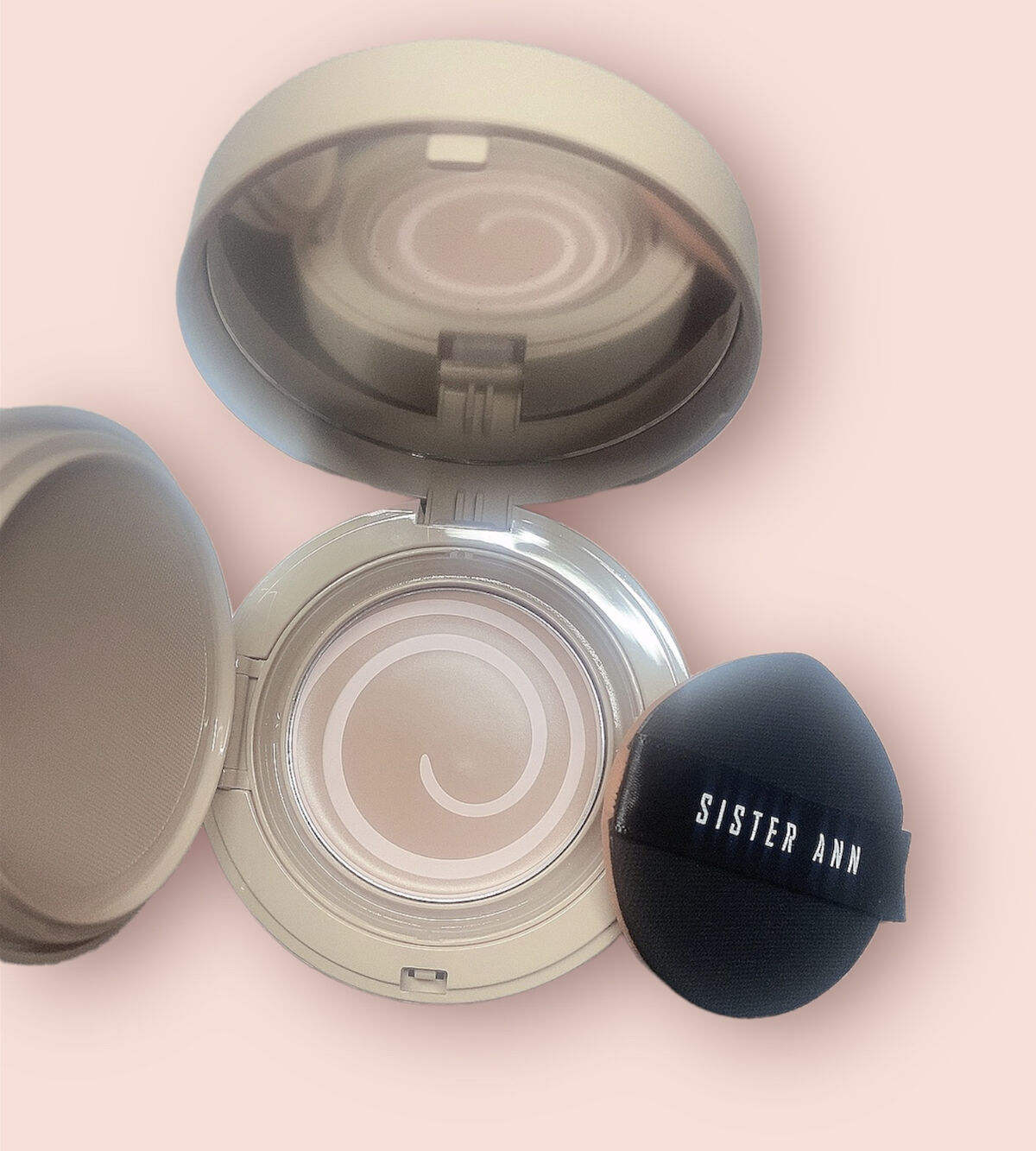 ジェリーカバーパクト 23号 Natural beige/SISTER ANN/クリーム・エマルジョンファンデーションを使ったクチコミ（2枚目）