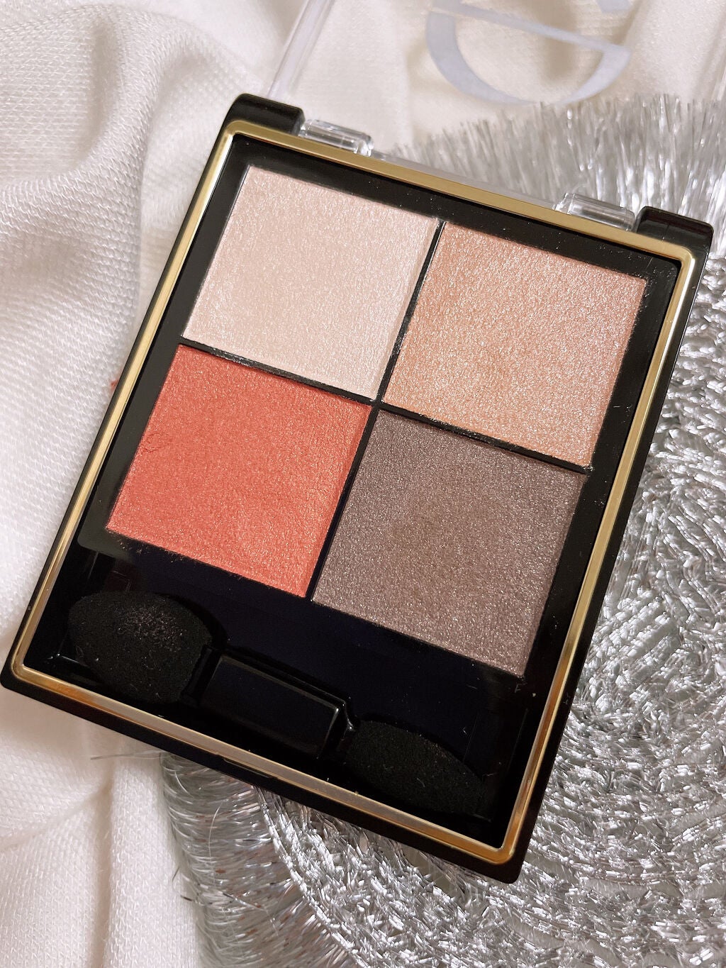 リアルクローズシャドウ/excel/アイシャドウパレットを使ったクチコミ(2枚目)