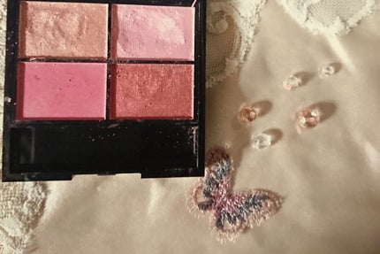 レブロン カラーステイ デイ トゥ ナイト アイシャドウ クアッド/REVLON/アイシャドウパレットを使ったクチコミ(3枚目)