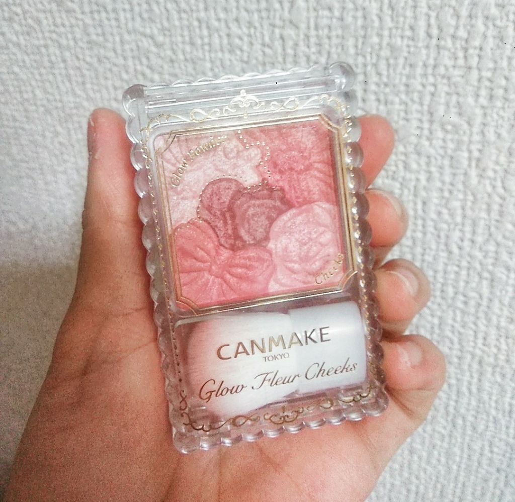 グロウフルールチークス/キャンメイク/パウダーチークを使ったクチコミ（1枚目）