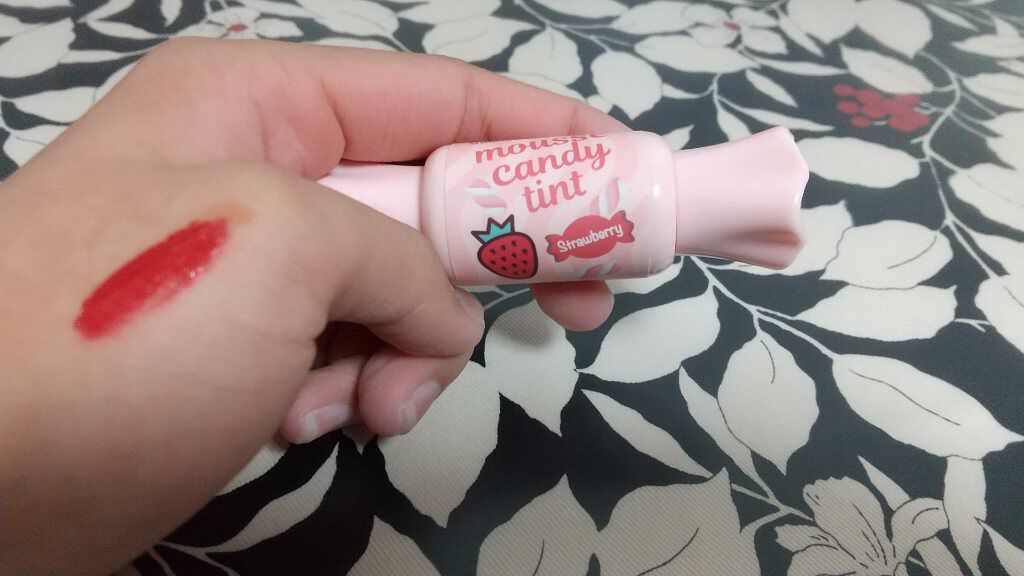 ムース キャンディー ティント 02ストロベリームース/the SAEM/リップティントを使ったクチコミ（3枚目）